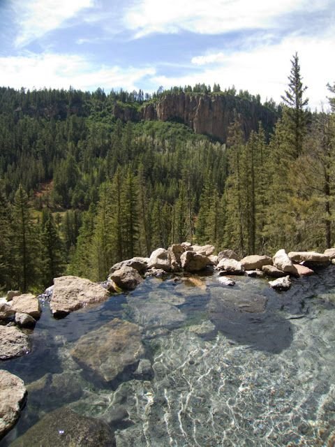 户外温泉 图片来源自lifeaslau.com