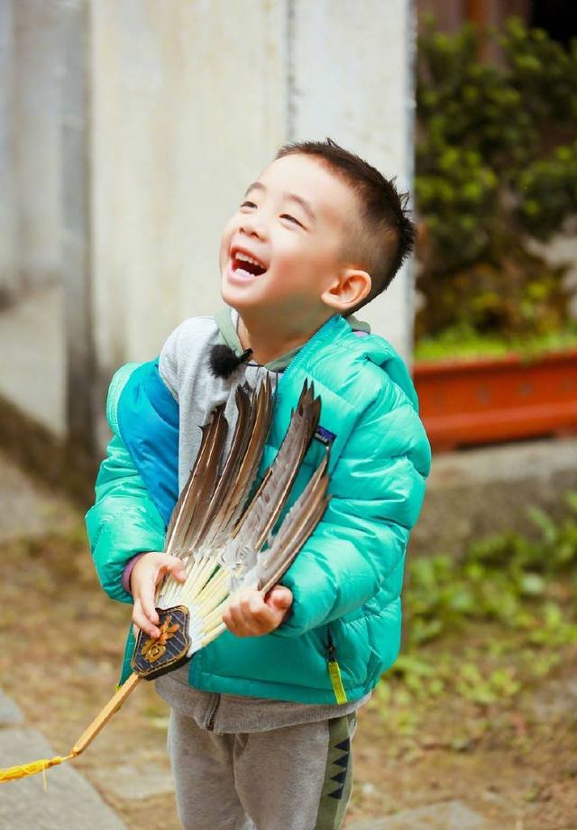 Ӧ�ɶ�����Jasper�·�����Ƶ���²۳�С�����ְֵ�˼ά,���費��