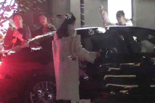 ��������ҹ�������� ������������ֺ�״̬���ɷǳ�Ů��